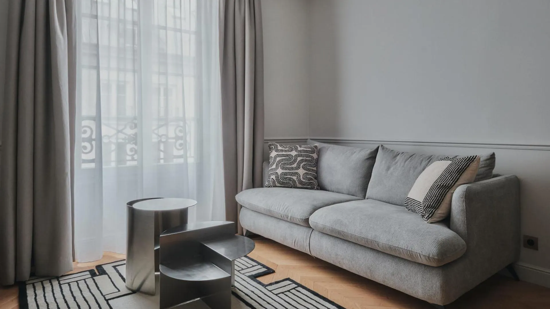 Nestay Sentier Aparthotel *