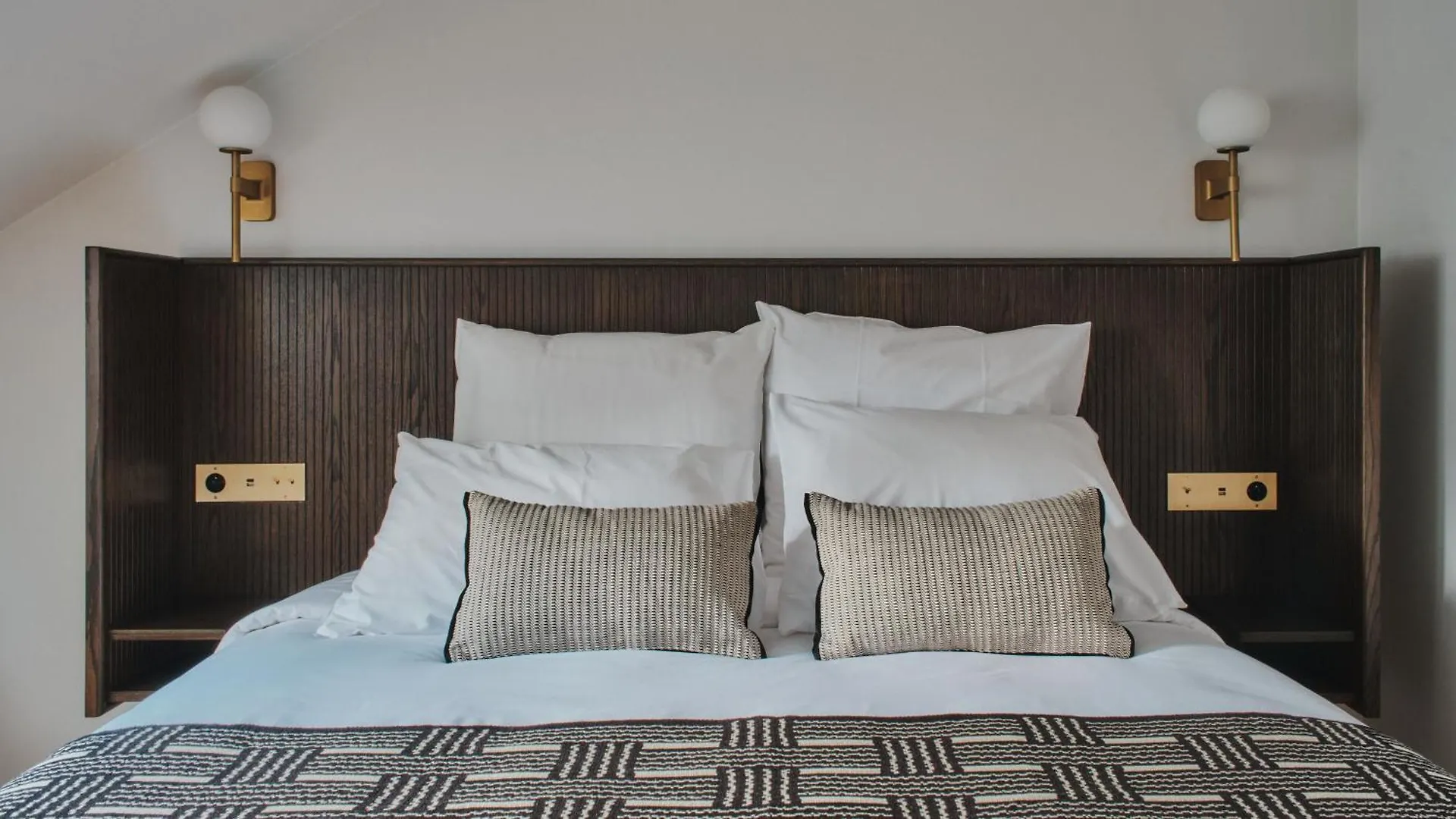 Nestay Sentier Aparthotel